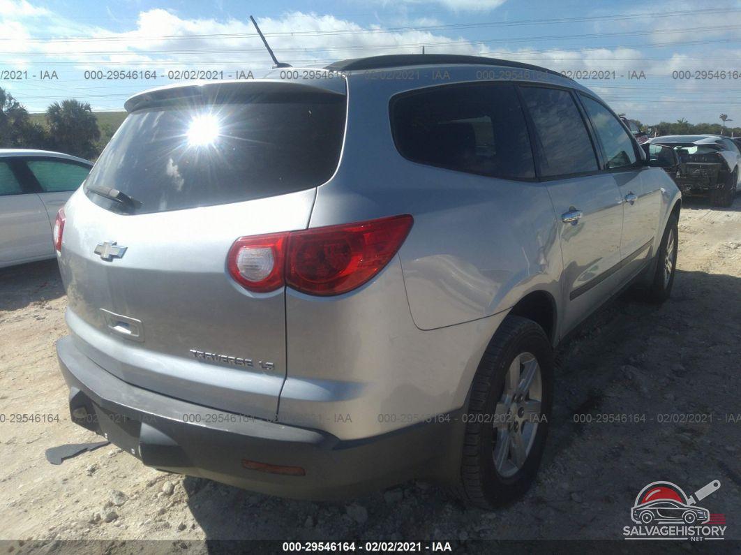 1GNKRFED9BJ213269 2011 CHEVROLET TRAVERSE photo no. 4