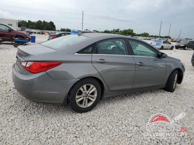 5NPEB4AC4DH787592 2013 HYUNDAI SONATA photo no. 3