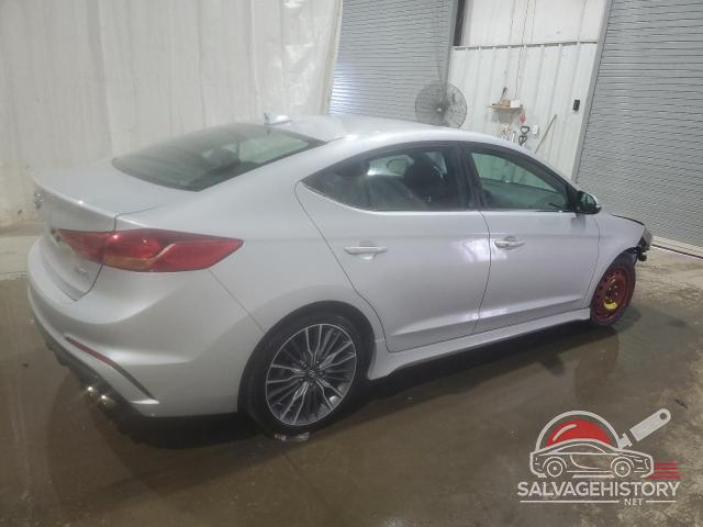 KMHD04LBXJU450203 2018 HYUNDAI ELANTRA photo no. 3