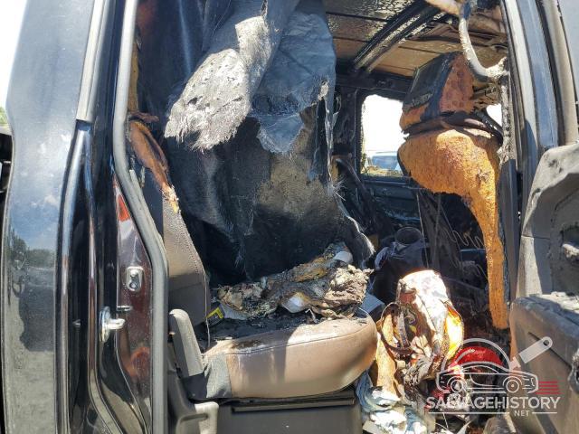 1N6BA1F45HN547508 2017 NISSAN TITAN photo no. 10