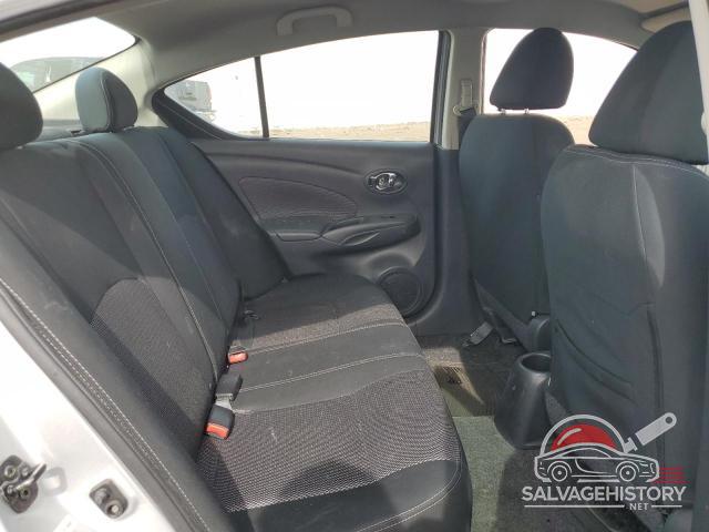 3N1CN7AP7KL873658 2019 NISSAN VERSA photo no. 10