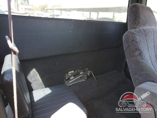 1GTCS19W2Y8224582 2000 GMC SONOMA photo no. 10
