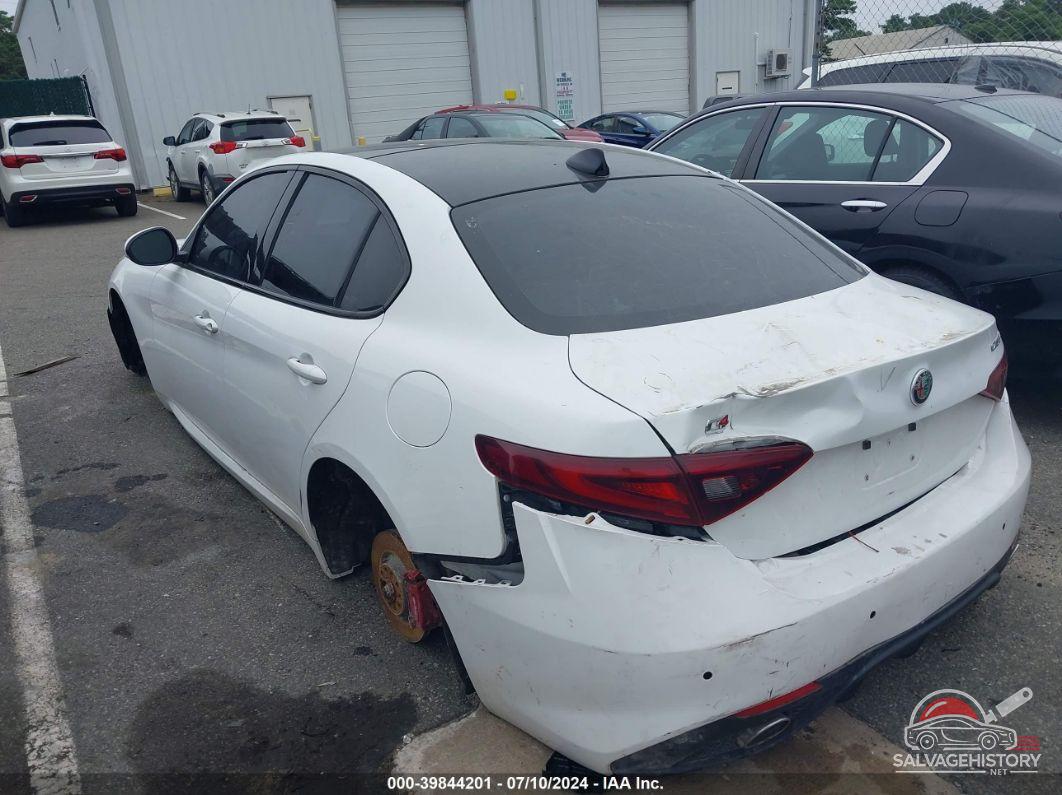 ZARFAEEN0J7597805 2018 ALFA ROMEO GIULIA photo no. 3