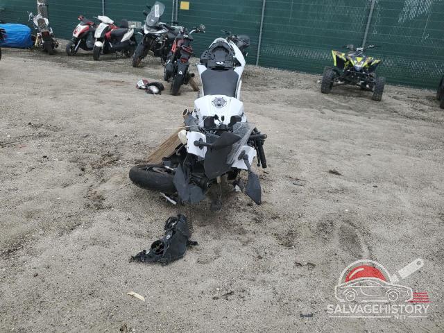 JKAEX8A18DDA00900 2013 KAWASAKI EX photo no. 2
