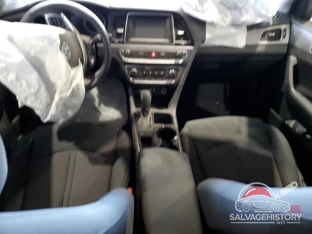 5NPE24AF7KH776075 2019 HYUNDAI SONATA photo no. 8