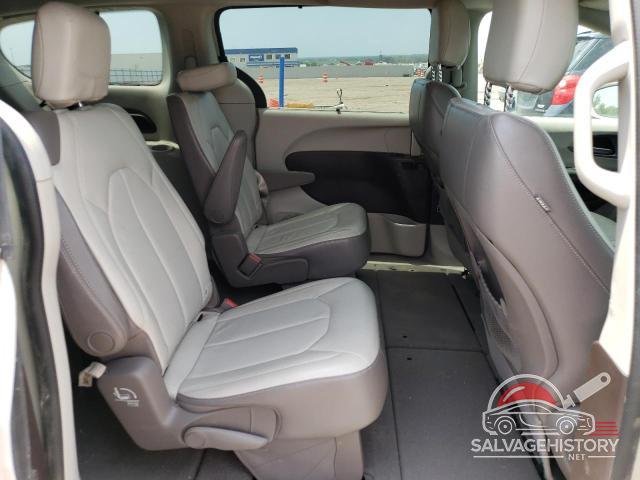 2C4RC1BG9HR667486 2017 CHRYSLER PACIFICA photo no. 11
