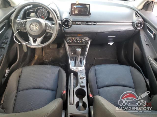 3MYDLBZV7GY101461 2016 TOYOTA SCION photo no. 8