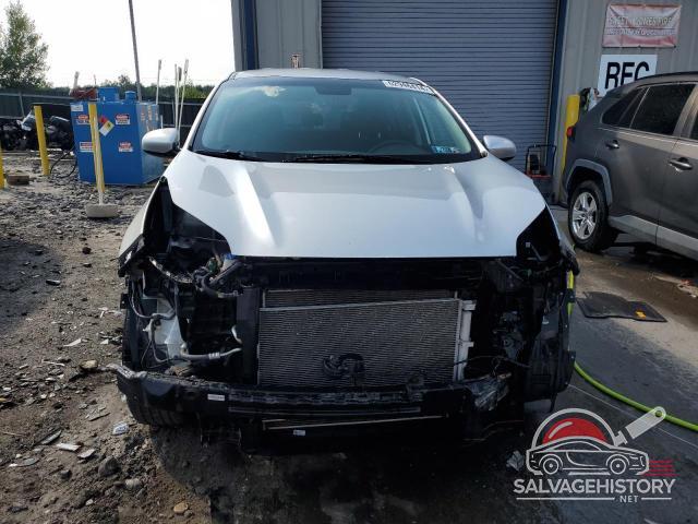 KNDPM3AC2J7393702 2018 KIA SPORTAGE photo no. 5