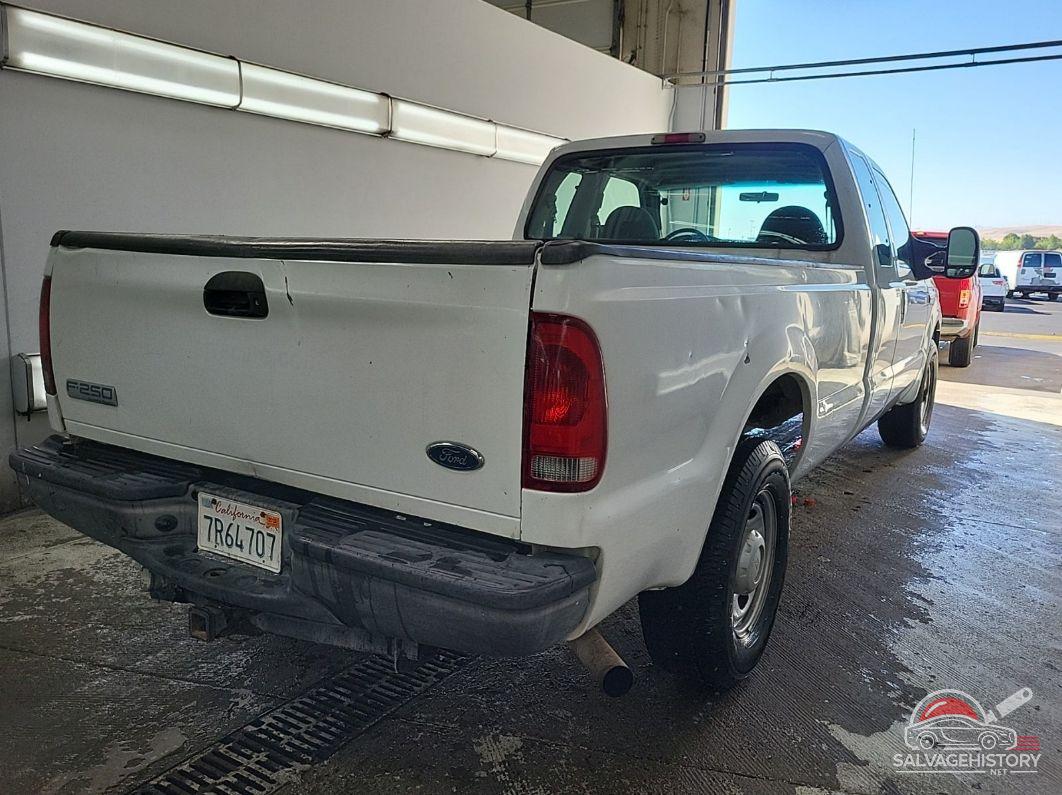 1FTSX20545EB22186 2005 FORD F250 photo no. 9