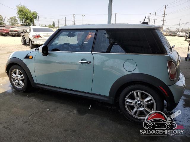 WMWSU3C54BT098230 2011 MINI COOPER photo no. 2