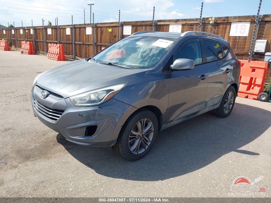 KM8JUCAG3FU021069 2015 HYUNDAI TUCSON photo no. 2