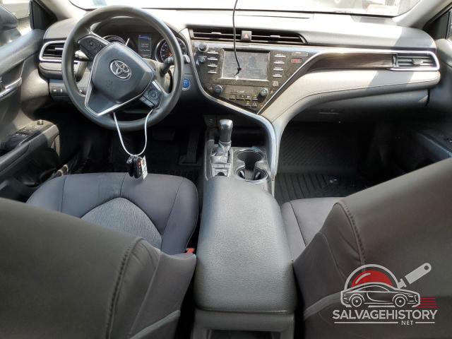 4T1B31HK4JU001704 2018 TOYOTA CAMRY photo no. 8
