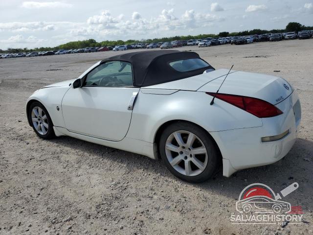 JN1AZ36A65M753658 2005 NISSAN 350Z photo no. 2