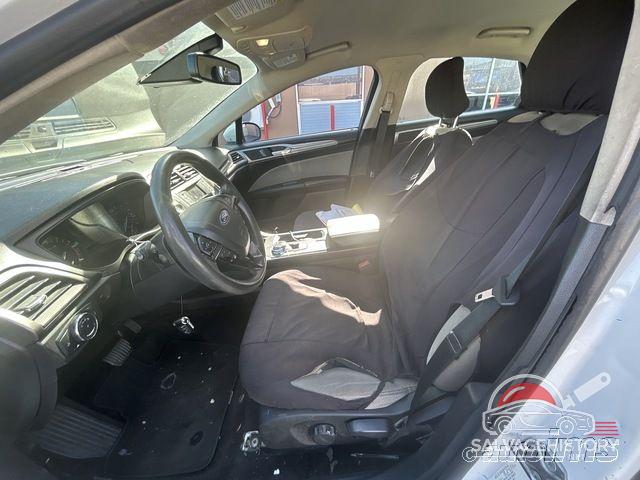 3FA6P0G76KR184040 2019 FORD FUSION photo no. 10