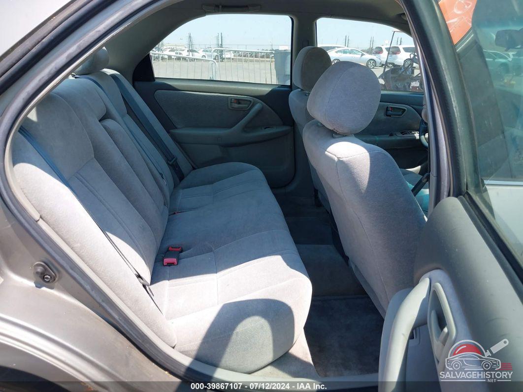 4T1BG22K1WU310377 1998 TOYOTA CAMRY photo no. 8