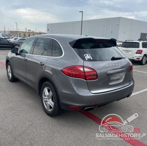 WP1AA2A26ELA03843 2014 PORSCHE CAYENNE photo no. 3