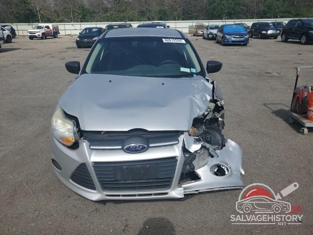 1FAHP3E20CL359836 2012 FORD FOCUS photo no. 5