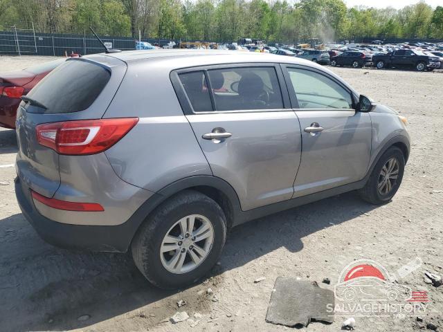 KNDPBCA2XB7075650 2011 KIA SPORTAGE photo no. 3
