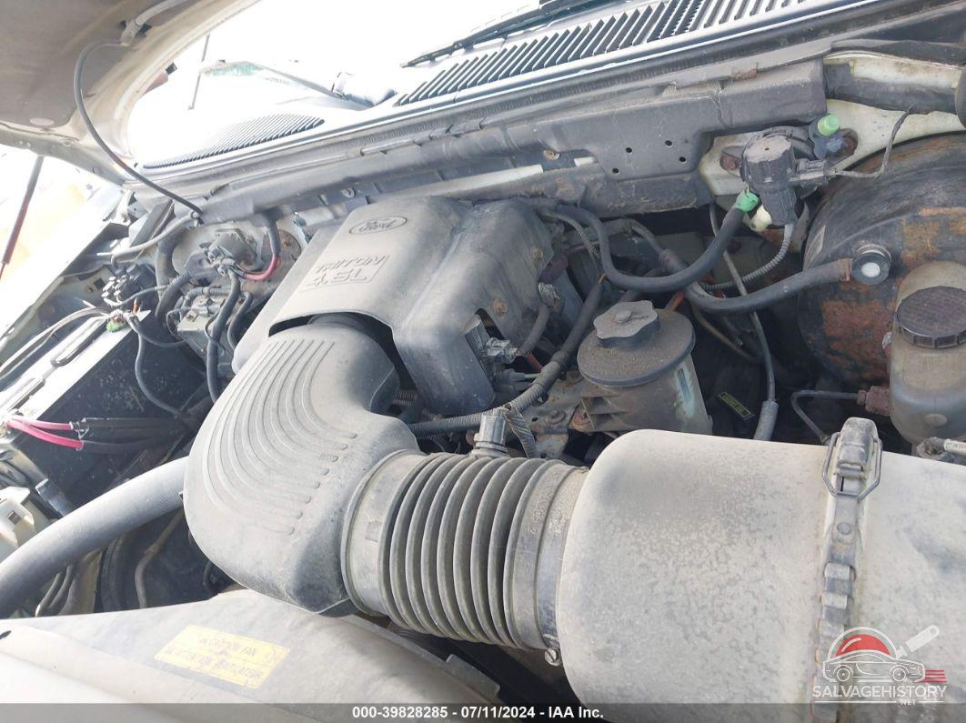 1FTRW08W51KE44799 2001 FORD F150 photo no. 10