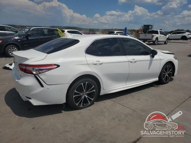 4T1G11AKXLU929090 2020 TOYOTA CAMRY photo no. 3