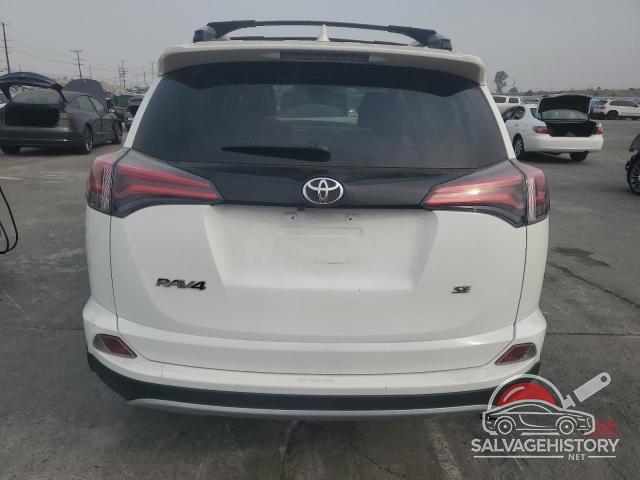 JTMNFREVXHJ711207 2017 TOYOTA RAV4 photo no. 6