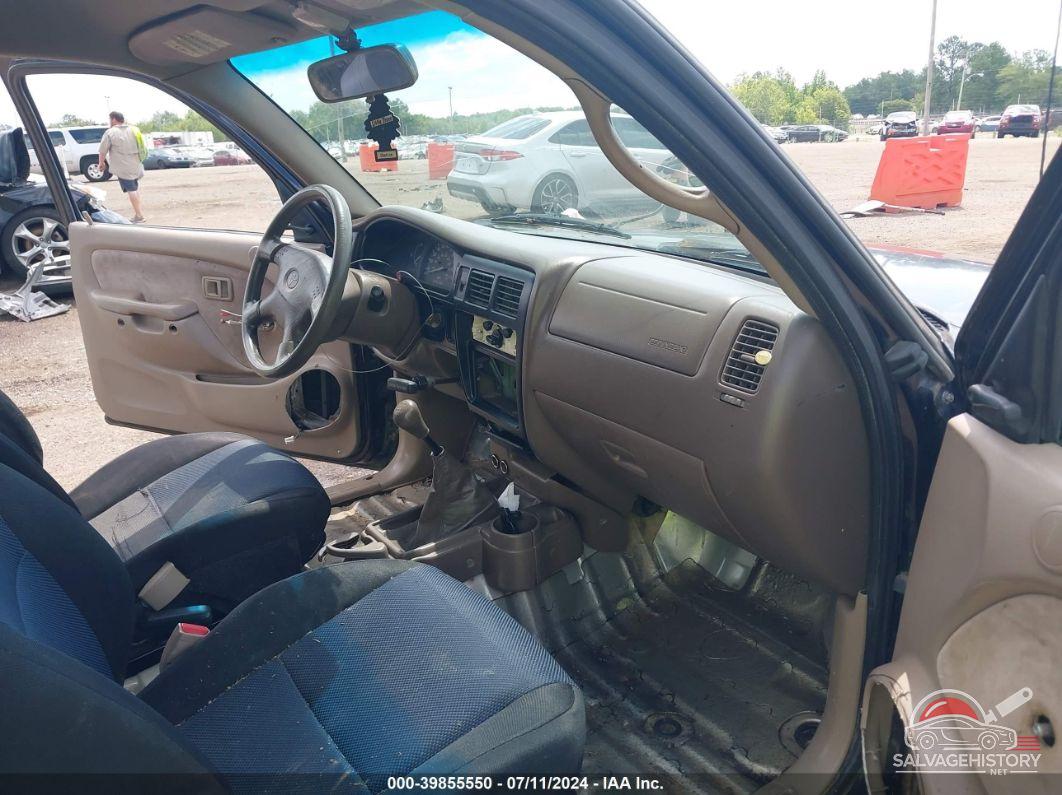 5TENL42N11Z753843 2001 TOYOTA TACOMA photo no. 5