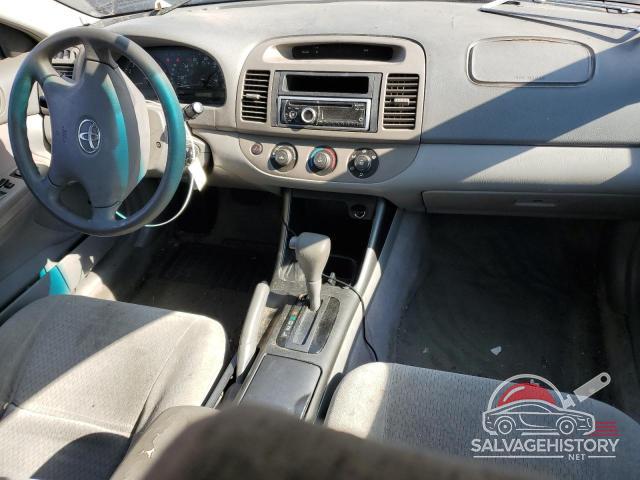 JTDBE32K820014273 2002 TOYOTA CAMRY photo no. 8