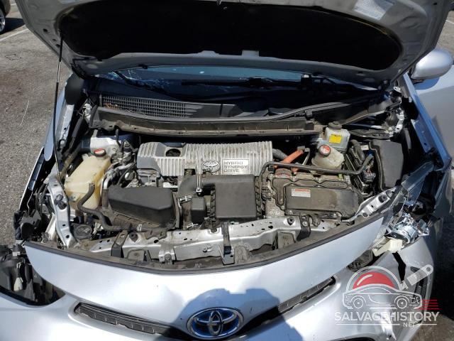 JTDZN3EU7FJ028600 2015 TOYOTA PRIUS photo no. 11