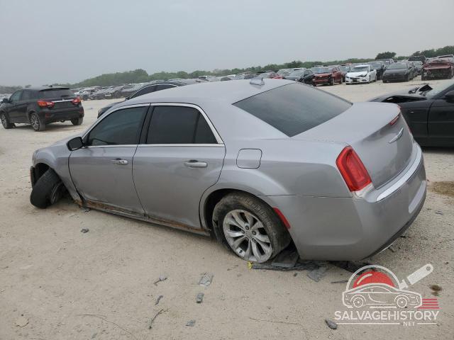 2C3CCAAG2FH786639 2015 CHRYSLER 300 photo no. 2