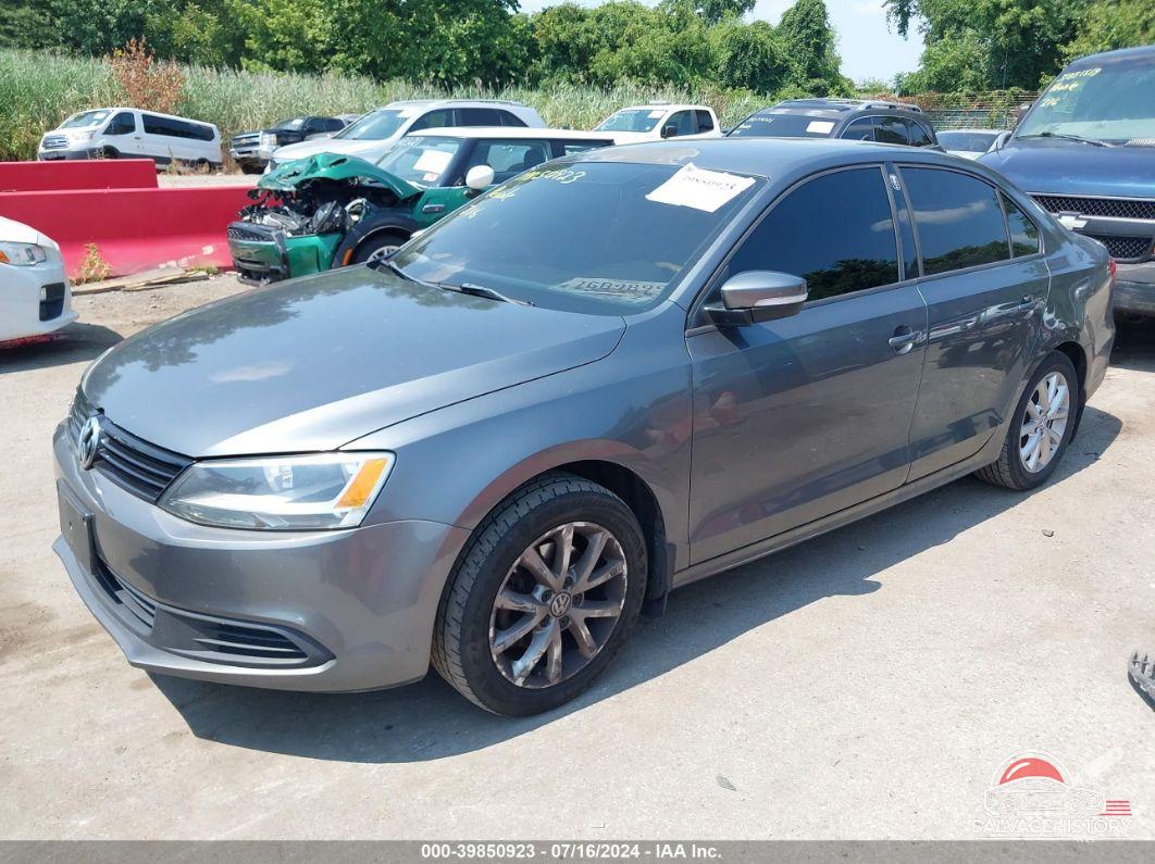 3VWDZ7AJ5BM398603 2011 VOLKSWAGEN JETTA photo no. 2