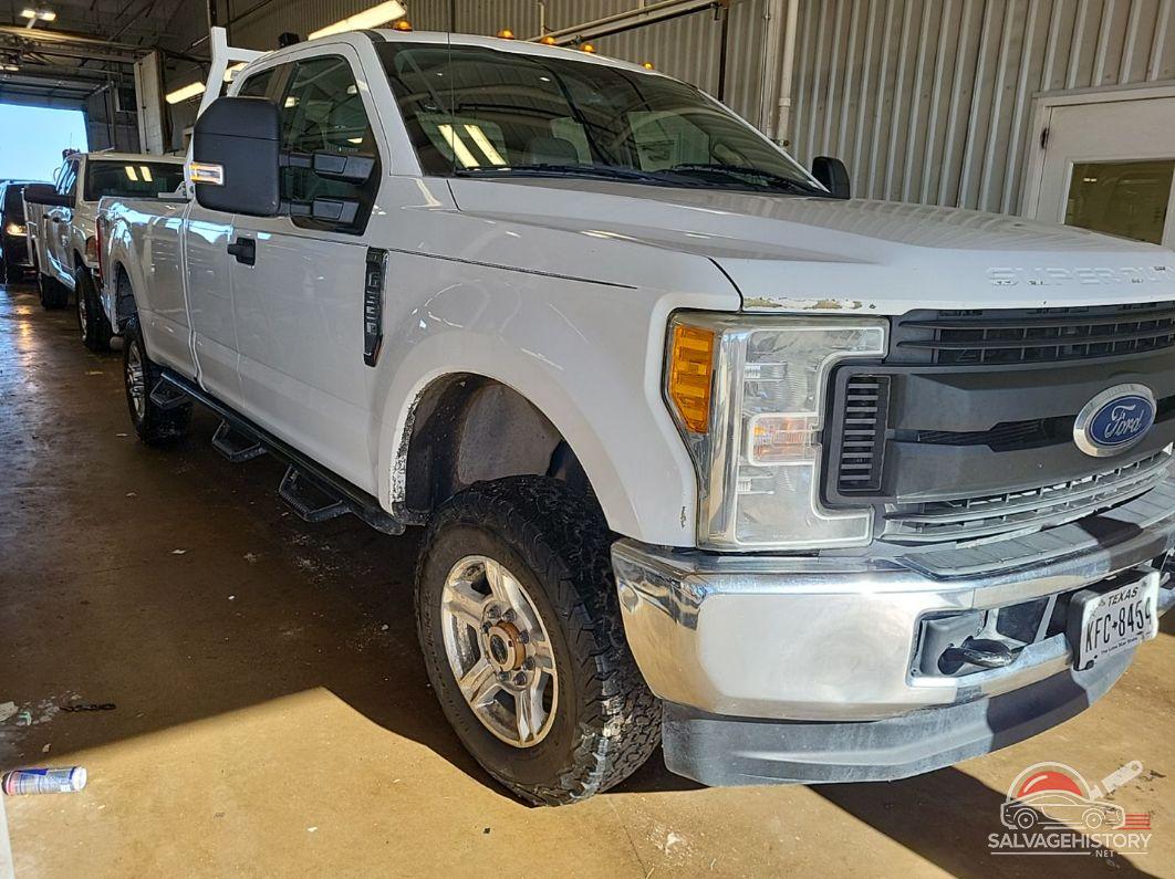 1FT8X3B69HEE54859 2017 FORD F-350 photo no. 4