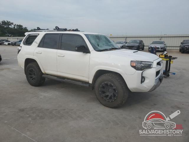 JTEBU5JR9H5448559 2017 TOYOTA 4RUNNER photo no. 4
