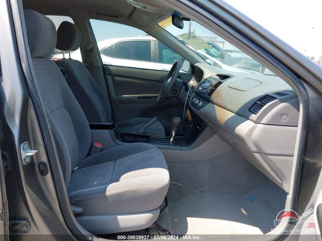 4T1BF32K75U609802 2005 TOYOTA CAMRY photo no. 5