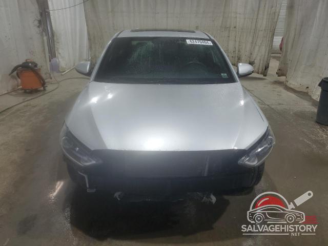 KMHD04LBXJU450203 2018 HYUNDAI ELANTRA photo no. 5