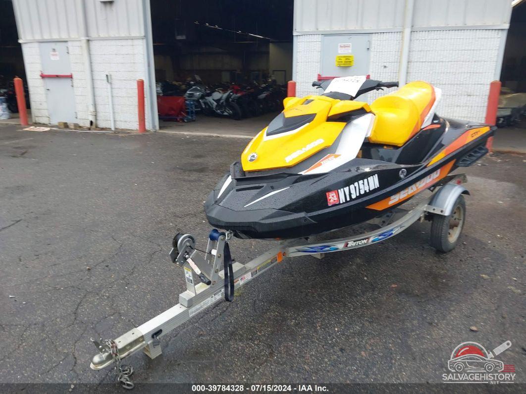 00000YDV51611E818 2018 SEA DOO GTI photo no. 2