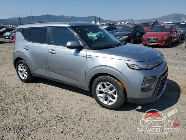 KNDJ23AU1N7806171 2022 KIA SOUL photo no. 4