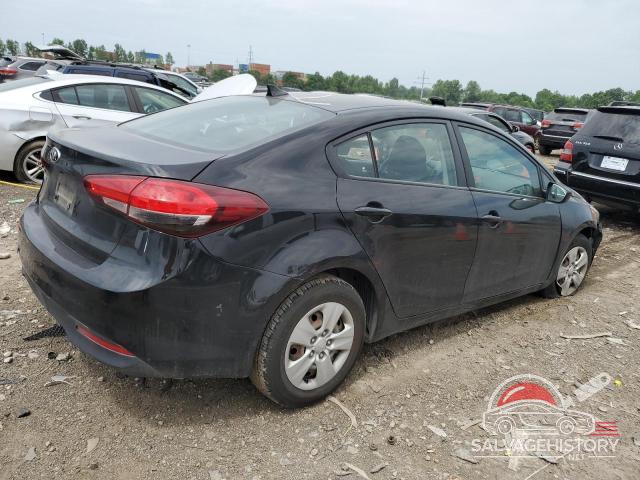 3KPFK4A75JE247708 2018 KIA FORTE photo no. 3