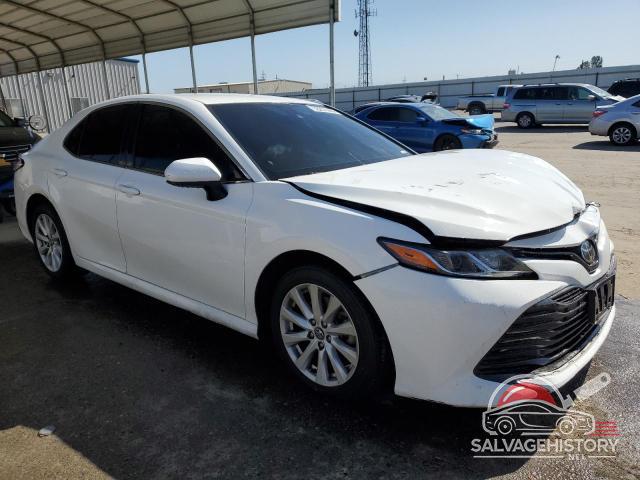 4T1B11HK3KU205188 2019 TOYOTA CAMRY photo no. 4