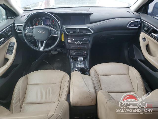 SJKCH5CR9HA035085 2017 INFINITI QX30 photo no. 8