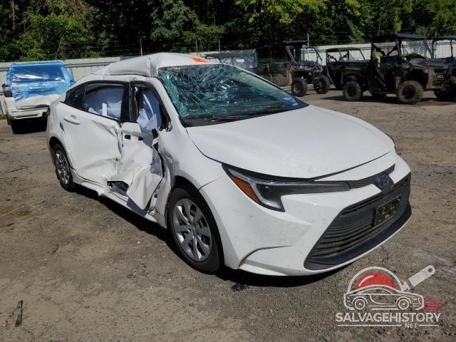JTDBCMFE3PJ012089 2023 TOYOTA COROLLA photo no. 4