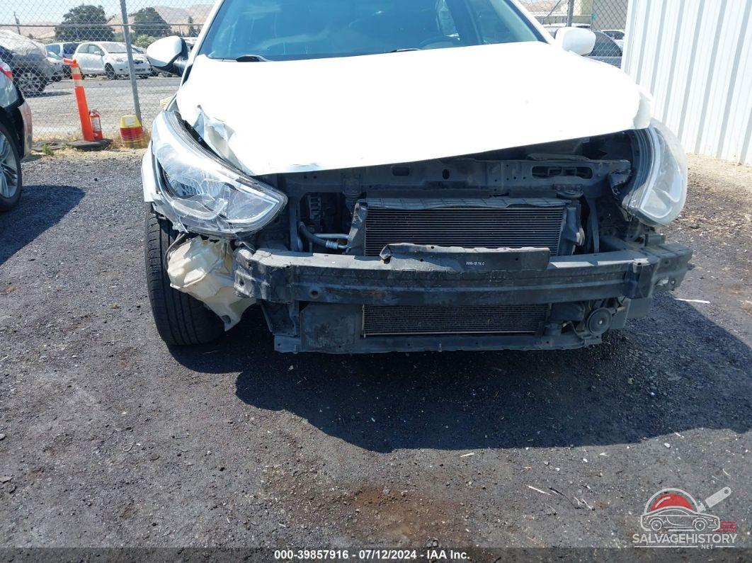KMHCT4AE7GU084581 2016 HYUNDAI ACCENT photo no. 6