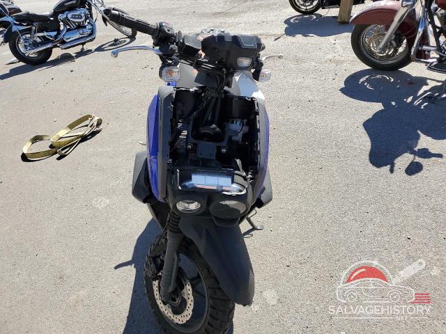 RKRSEH9Y2PA005697 2023 YAMAHA SCOOTER photo no. 2