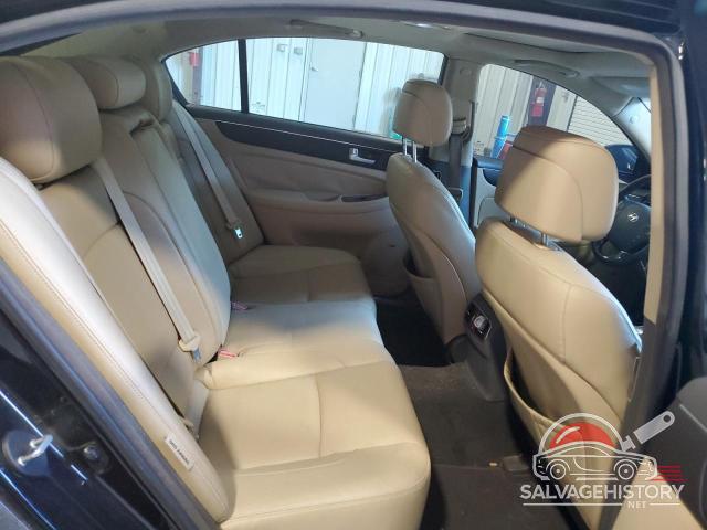 KMHGC4DF1CU182277 2012 HYUNDAI GENESIS photo no. 10