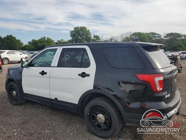 1FM5K8AR2JGC18974 2018 FORD EXPLORER photo no. 2