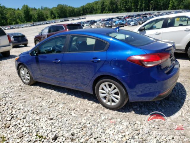 3KPFL4A70HE132456 2017 KIA FORTE photo no. 2