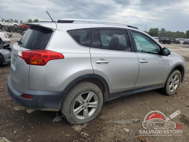2T3RFREV3EW148399 2014 TOYOTA RAV4 photo no. 3