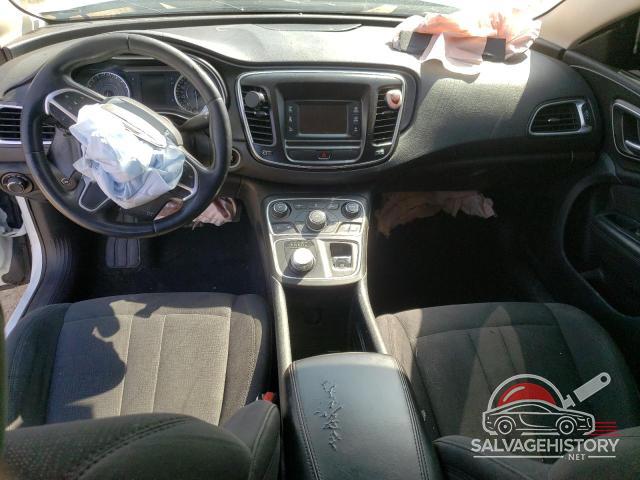 1C3CCCAB6FN676085 2015 CHRYSLER 200 photo no. 8