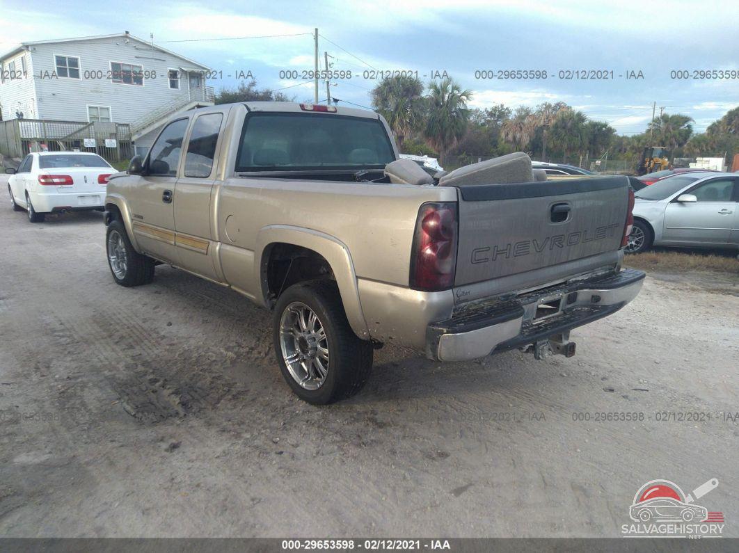 1GCHC29U93E106269 2003 CHEVROLET SILVERADO 2500HD photo no. 3