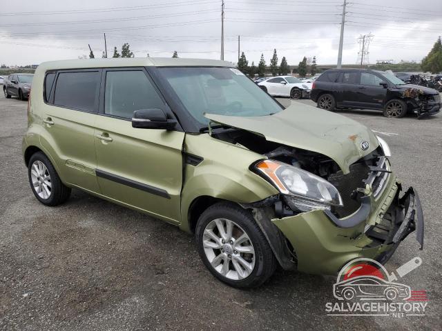 KNDJT2A66D7609262 2013 KIA SOUL photo no. 4