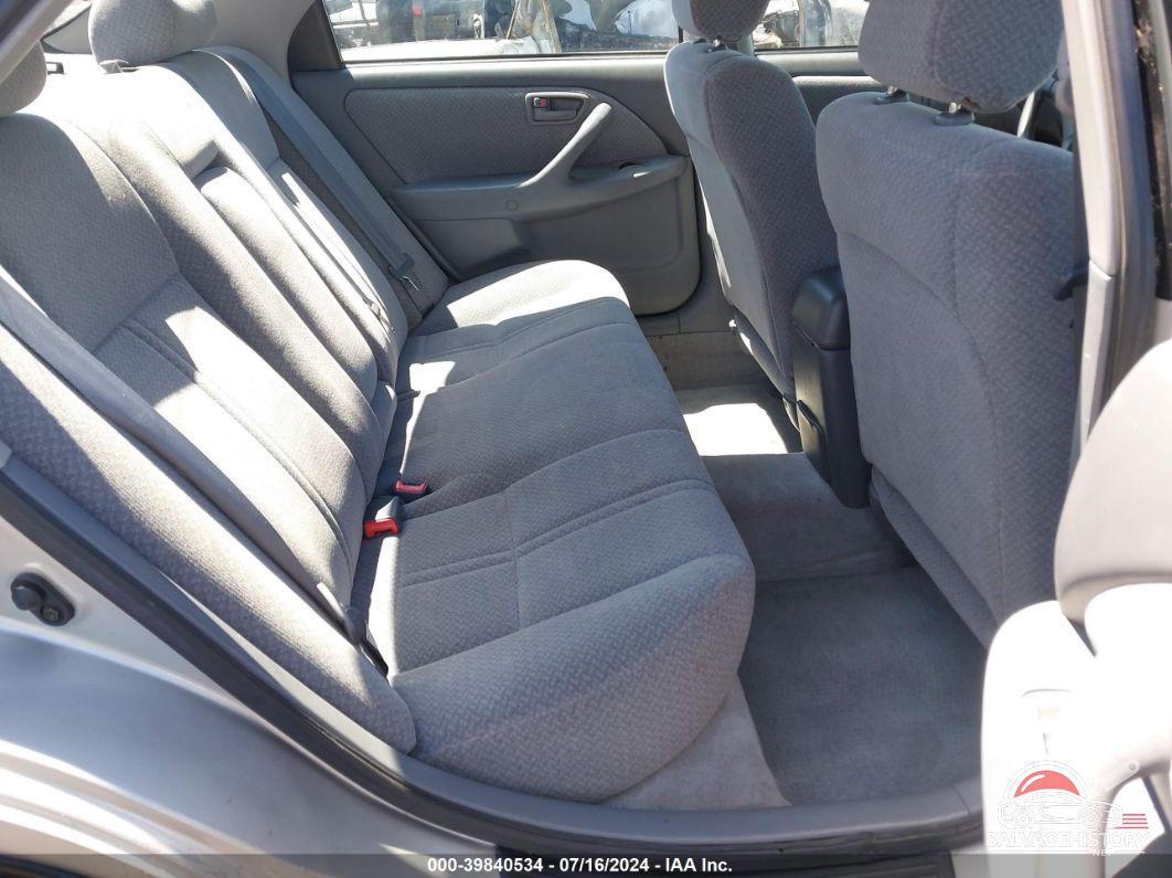 4T1BG22K51U058724 2001 TOYOTA CAMRY photo no. 8